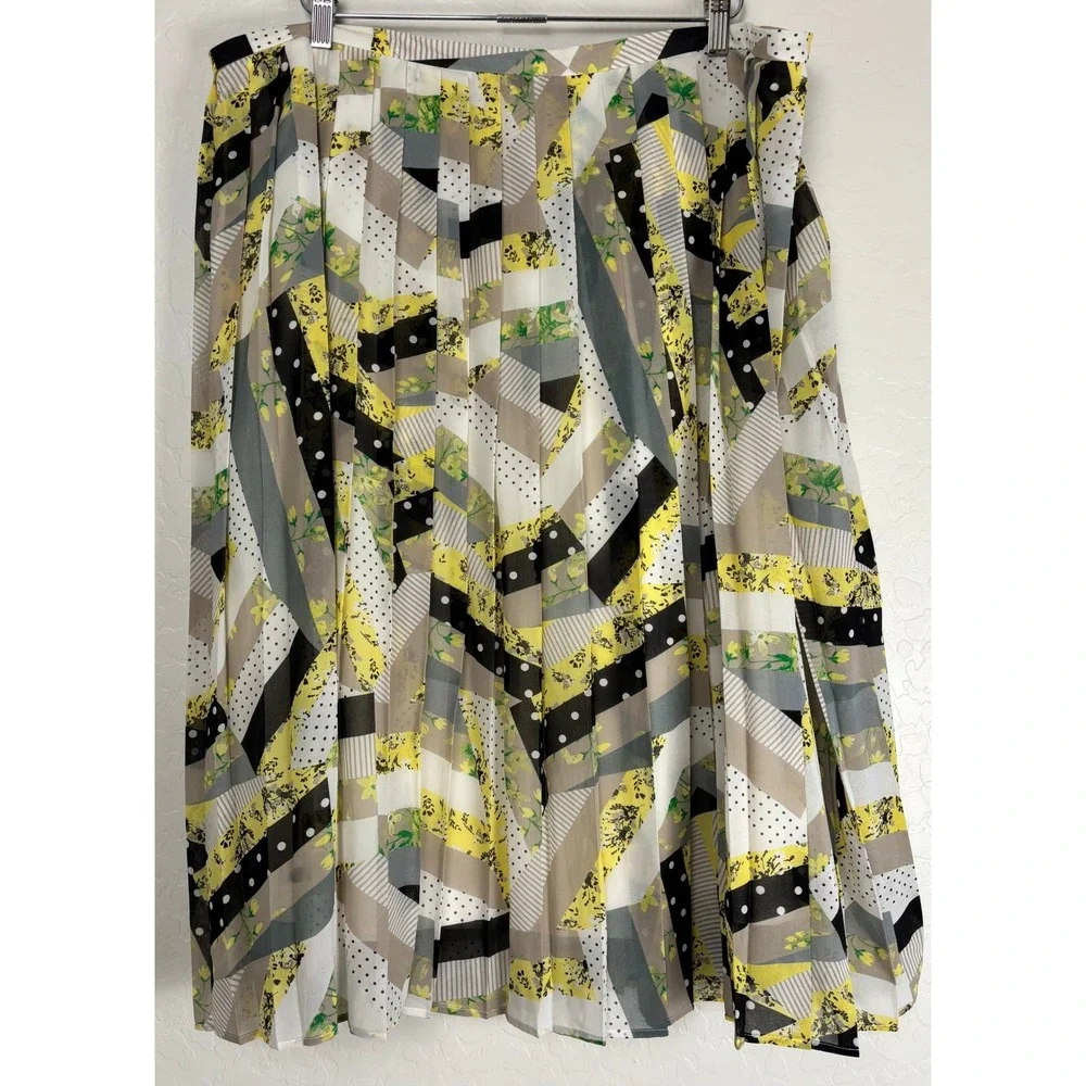 Calvin Klein Floral Pleated Midi Skirt Yellow Black Floral Patchwork 16W 2114‎